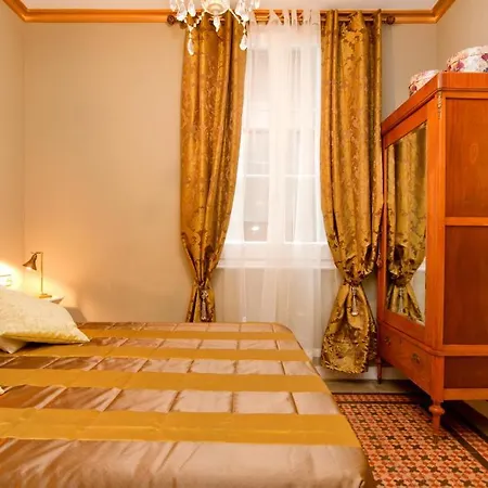 Apartment Center *