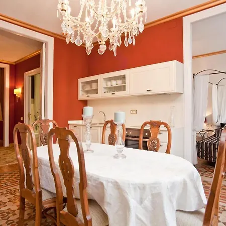 Center Apartment *