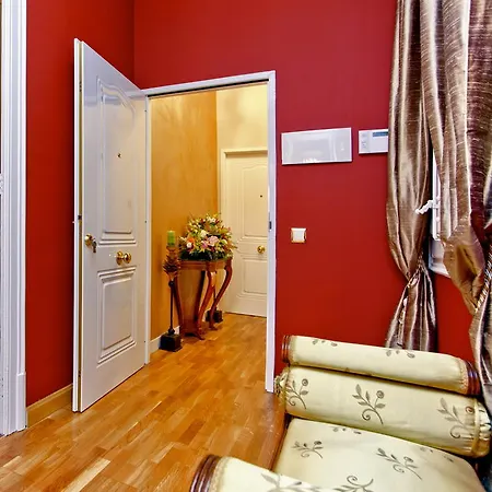 Apartment Center *
